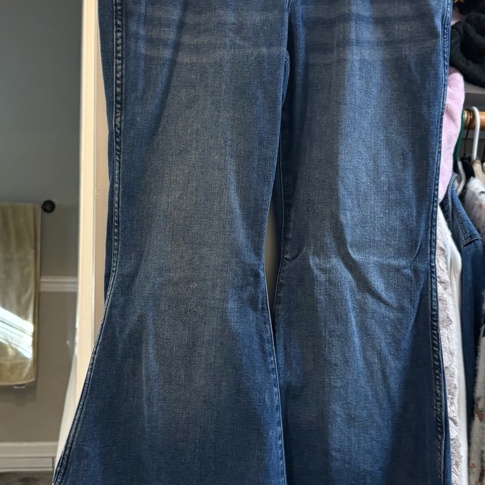 Wrangler Women's Flare Jeans in Deep Blue